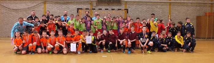 U12