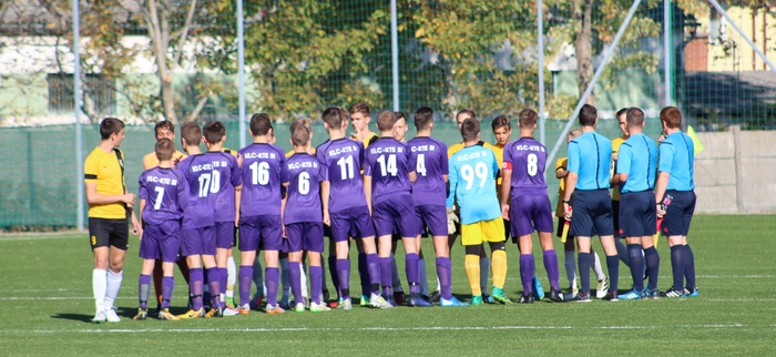 u15