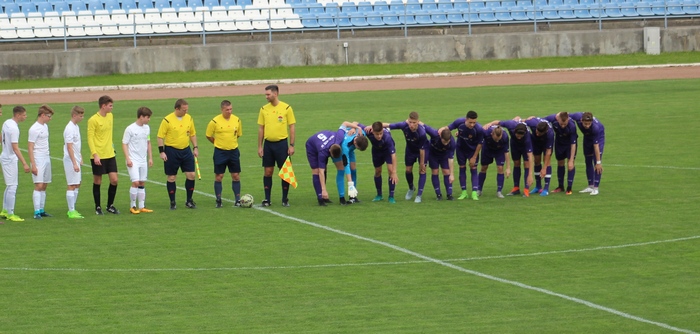 u17
